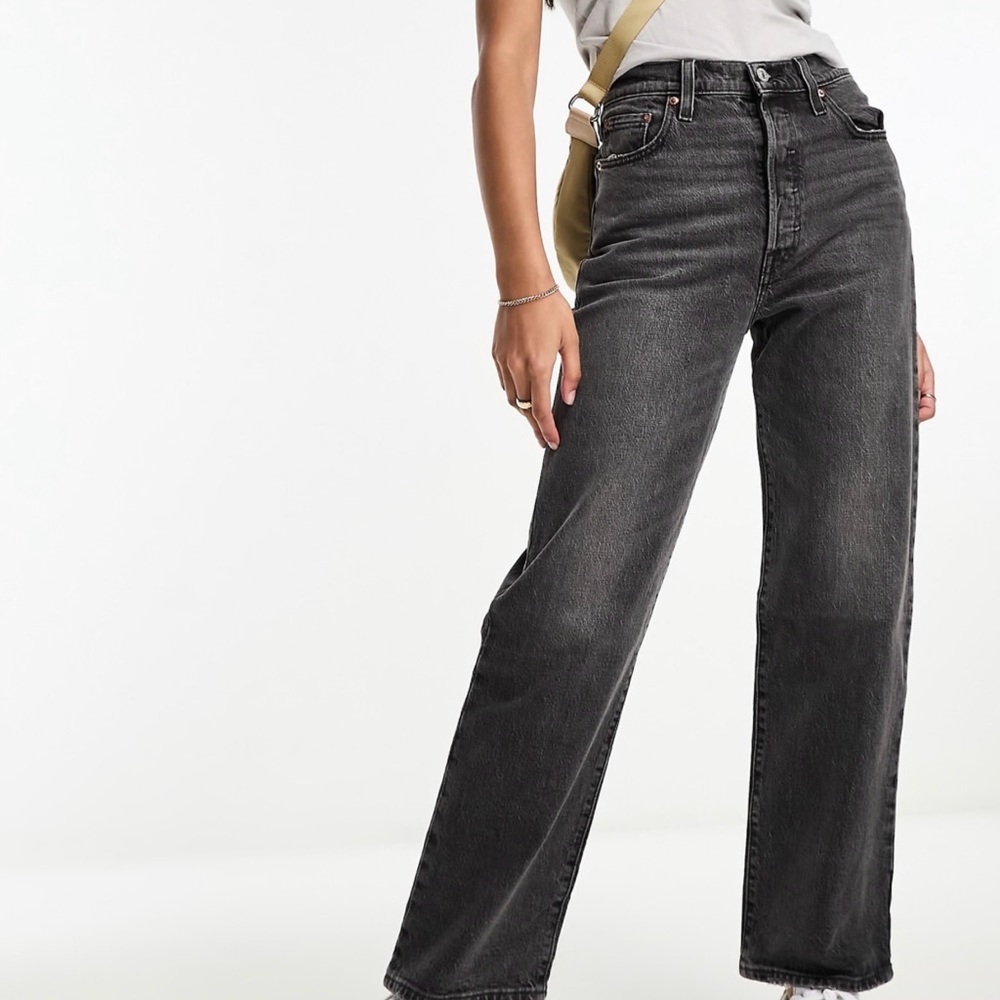 Women's Black Levi’s